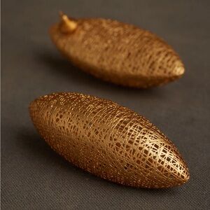 Elegant Gold Filigree Earrings